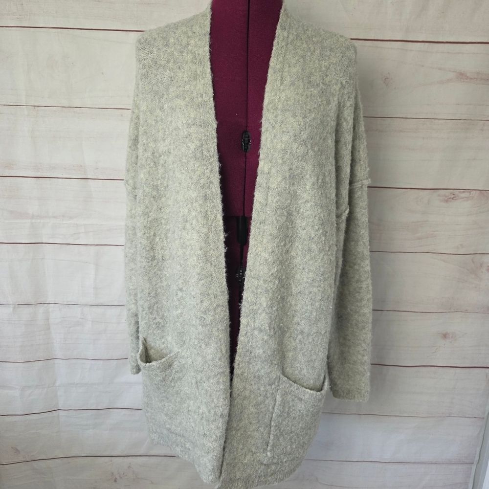 Free People Wool Grey‎ Open Front Warm Cardigan Sweater Medium Longsleeved